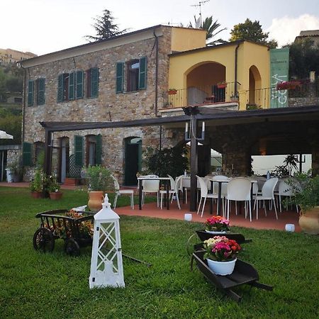 Villa Govi Diano Castello Kültér fotó