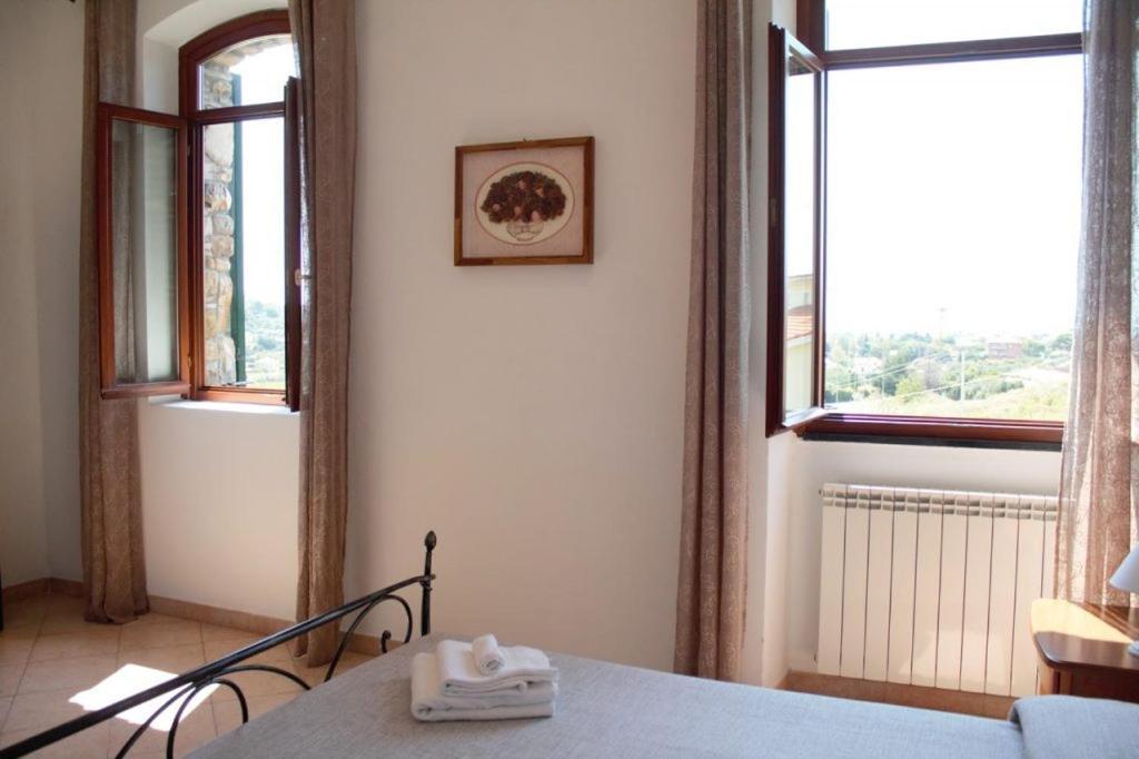 Villa Govi Diano Castello Kültér fotó